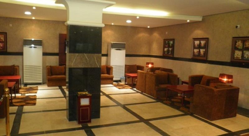Al Muhaidb Al Nadwa Riyadh Ngoại thất bức ảnh