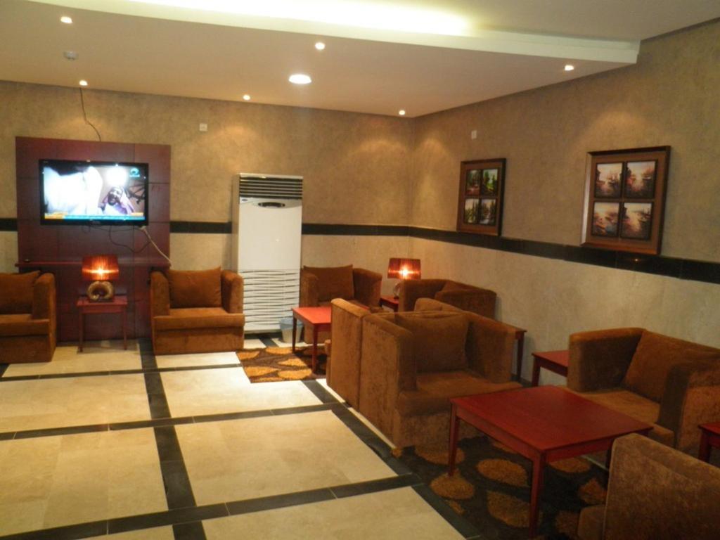 Al Muhaidb Al Nadwa Riyadh Ngoại thất bức ảnh